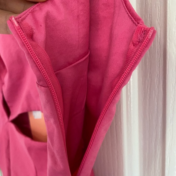 Three of something pink sleeveless blouse size AU6 - Picture 7 of 11